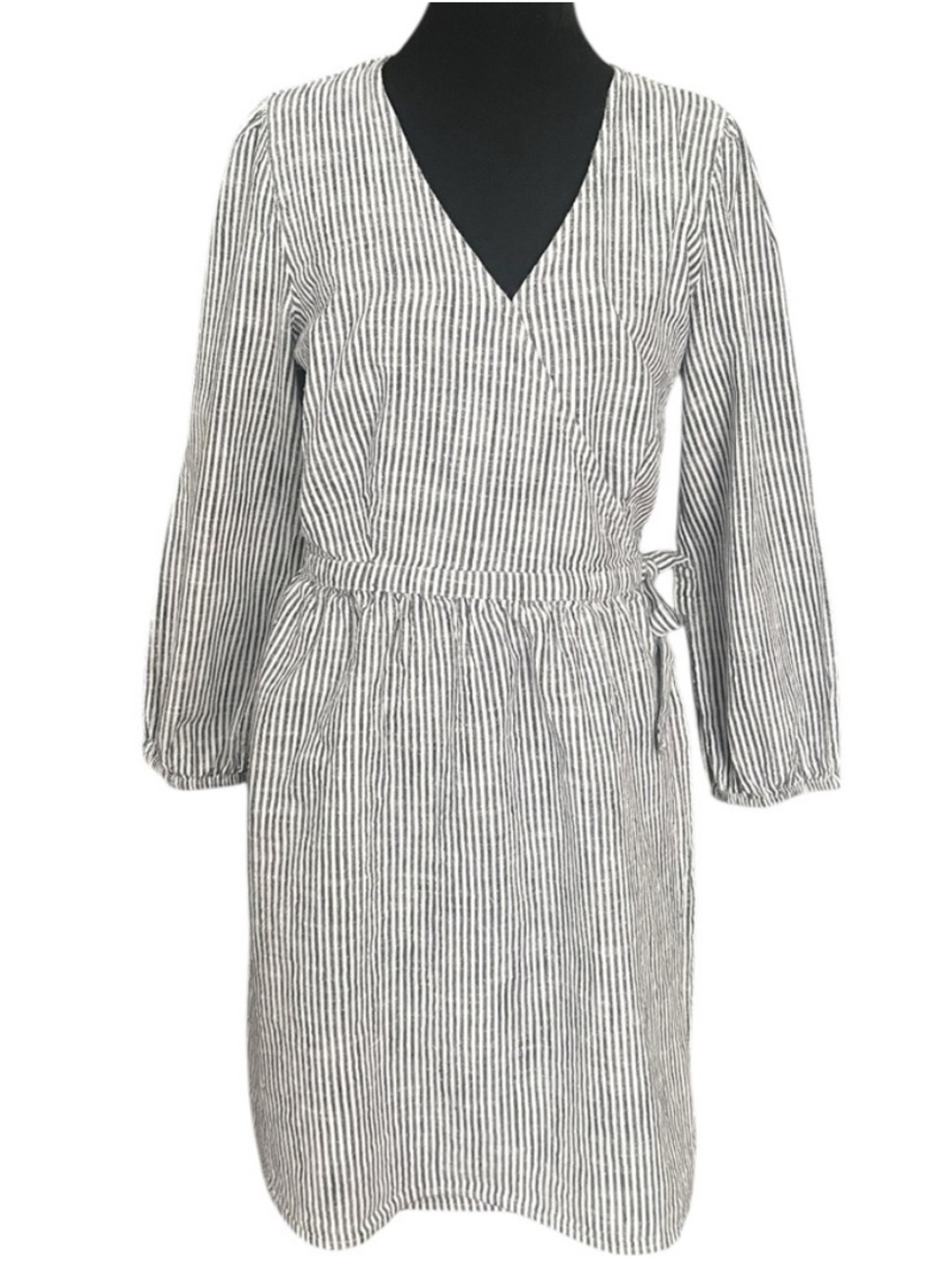 Old Navy Black and White Striped Cotton Dress M